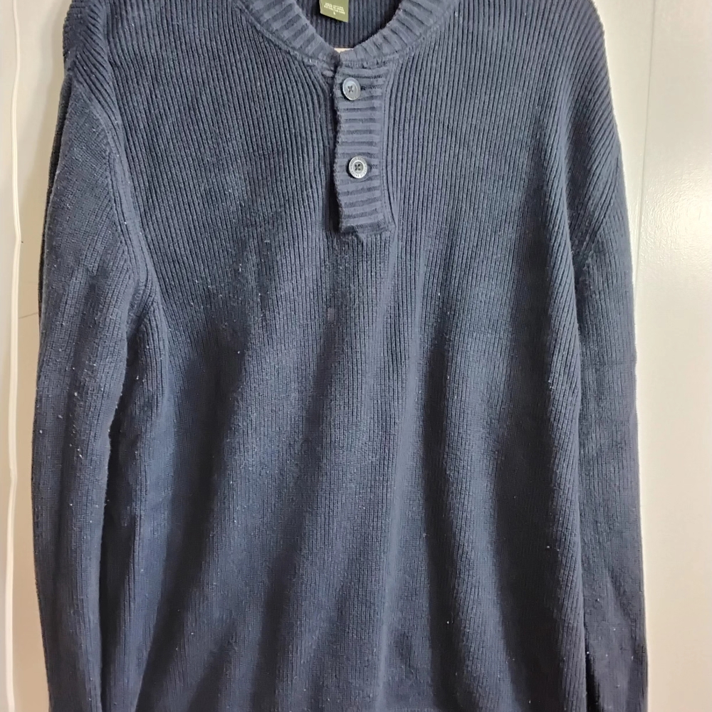 Eddie Bauer Men's Dark Blue Crewneck Sweater